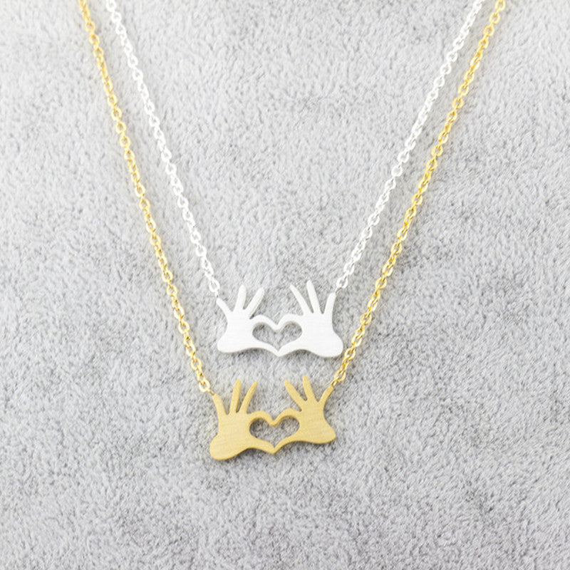 Heart necklace Clavicle
