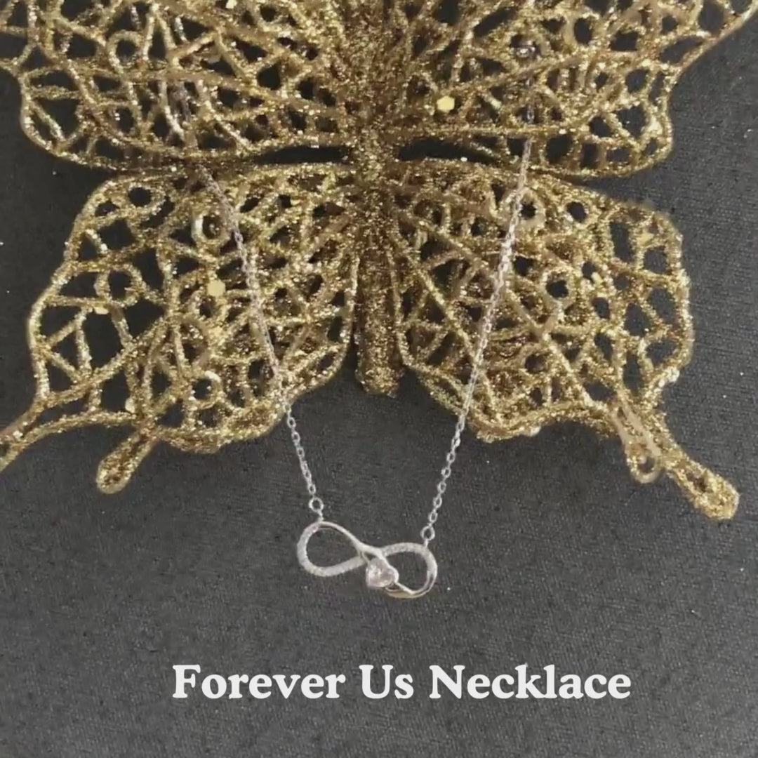 forever us necklace  video by chicandbling